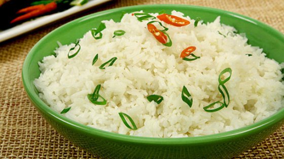 ბრინჯის სალათი მარტივად მზადდება
