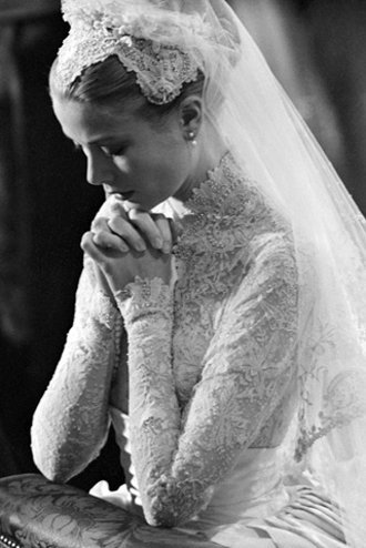 "Grace Kelly" საკუთარი ქორწილის დღეს.