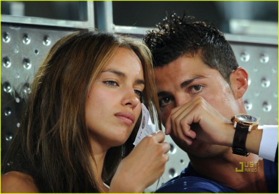 Chrisitano Ronaldo და Irina Shayk კალათბურთის თამაშზე