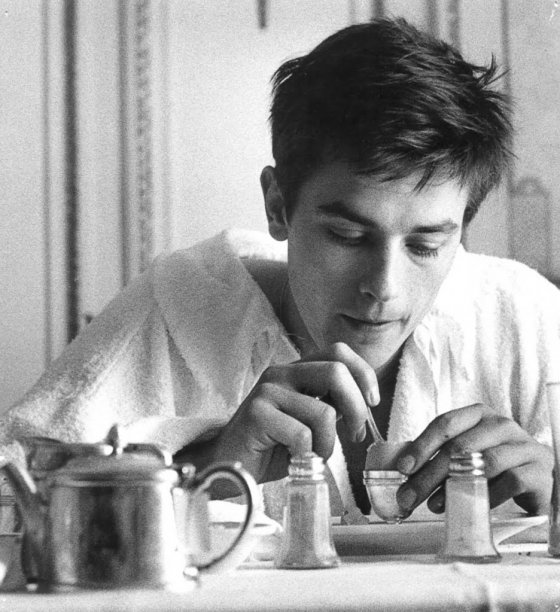 Alain Delon ახალგაზრდობაში