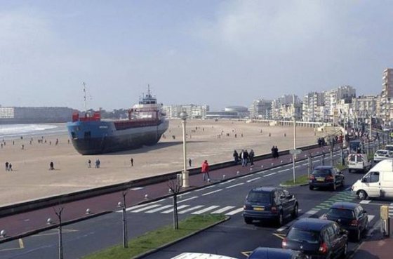 2008 წელს საფრანგეთის სანაპიროზე გემი გამოირიყა.