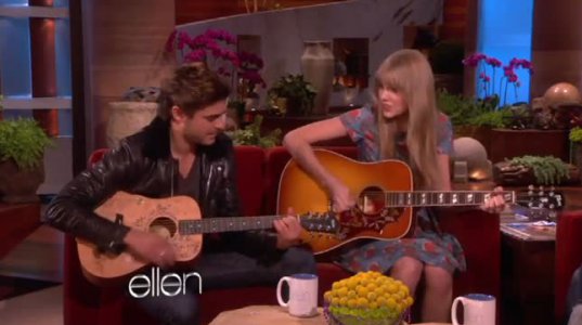 Taylor Swift and Zac Efron Sing a Duet!